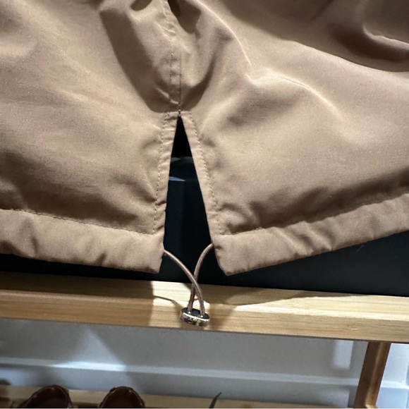 Vince Camuto puffer coat with fur hood and lining - Picture 9 of 9